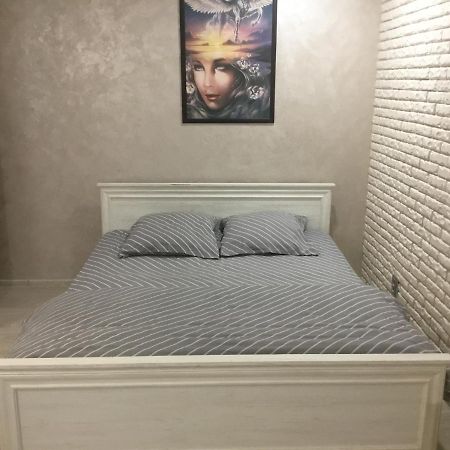 Alibi 3 / 46 Apartman Kovel Kültér fotó