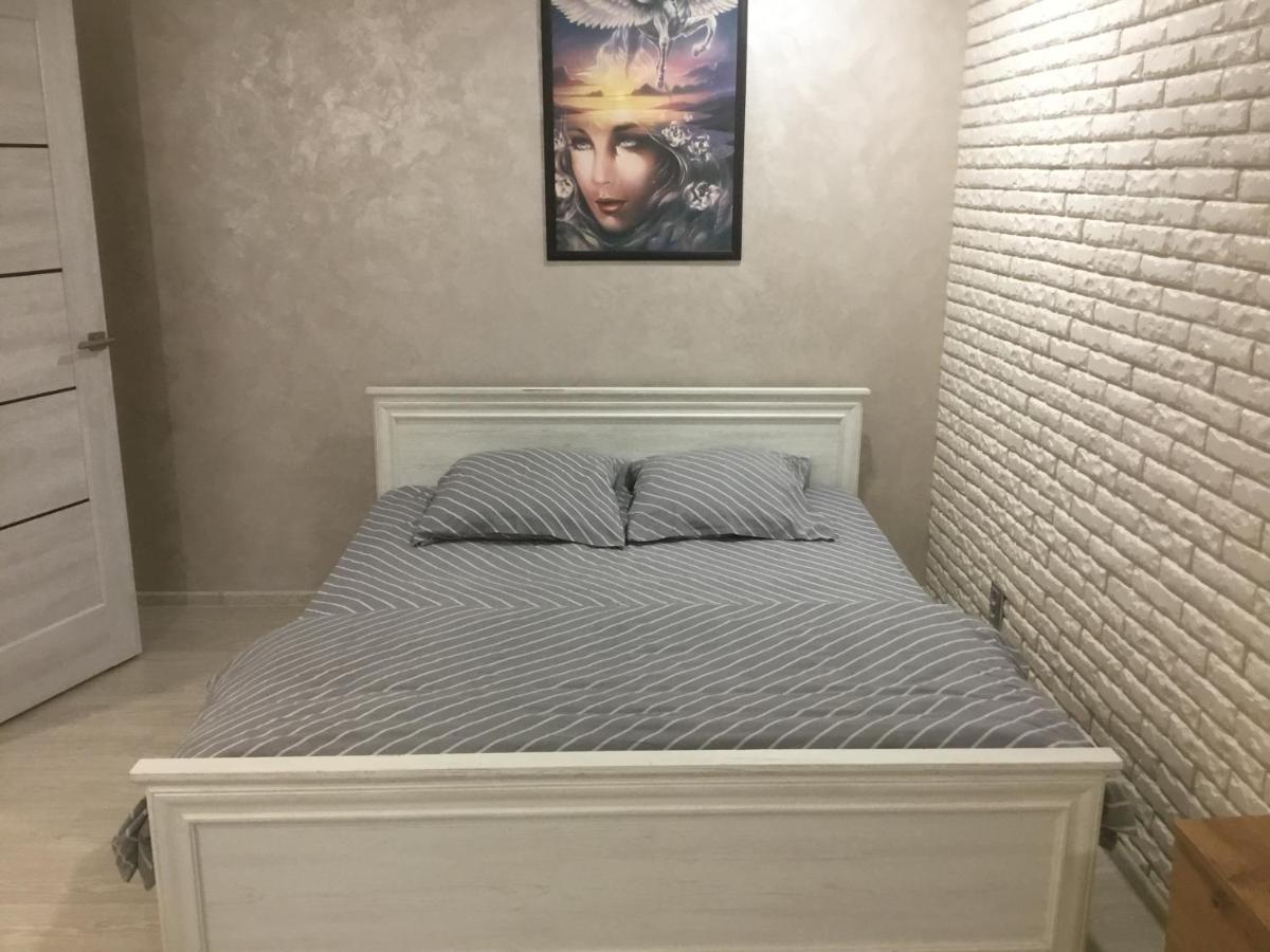 Alibi 3 / 46 Apartman Kovel Kültér fotó